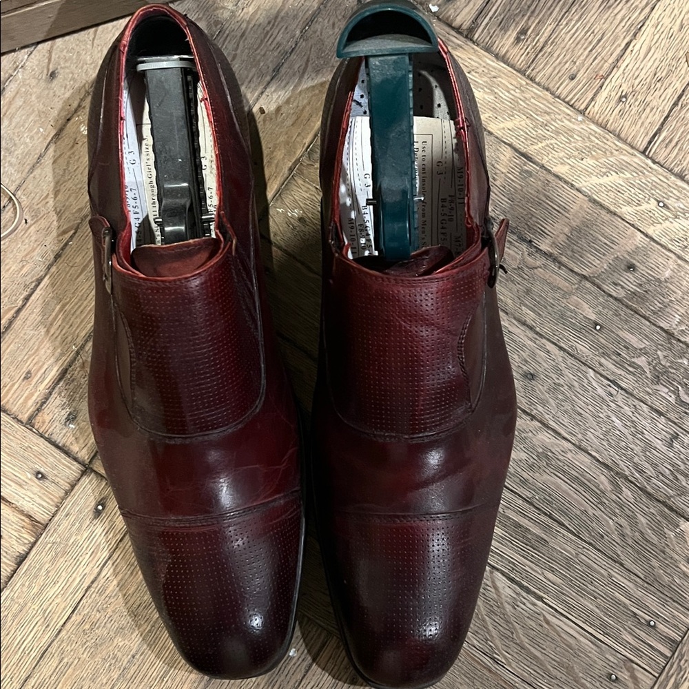 Black Label Men’s Oxford with Red Interior and Black Accents